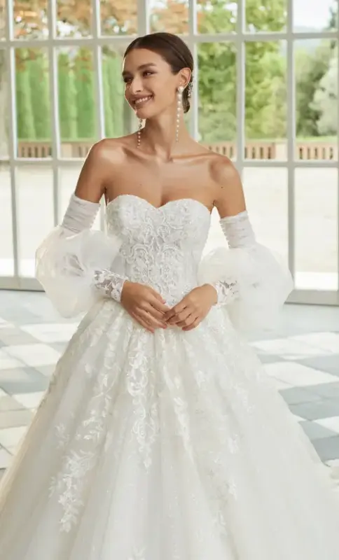 Boss Hochzeithaus Winsen Luhe Brautkleider Bremen Hamburg Lüneburg Luna Novias Studio Zatia Niedersachsen (1) pr