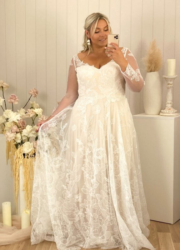 Boss Hochzeithaus Winsen Luhe Brautkleider Bremen Hamburg Lüneburg Madi Lane Deena Niedersachsen (1)