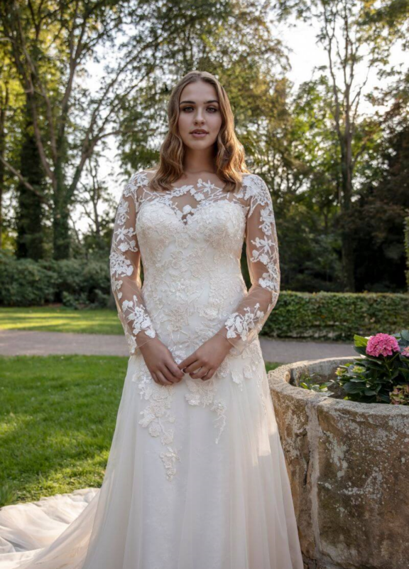 Boss Hochzeithaus Winsen Luhe Brautkleider Bremen Hamburg Lüneburg Modeca Georgia Niedersachsen (3)