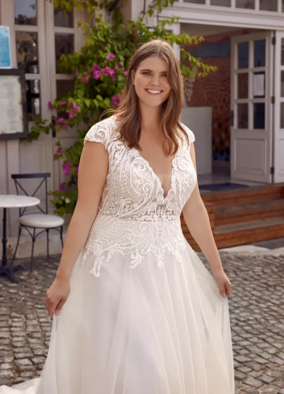 Boss Hochzeithaus Winsen Luhe Brautkleider Bremen Hamburg Lüneburg Modeca Purity Niedersachsen (5)