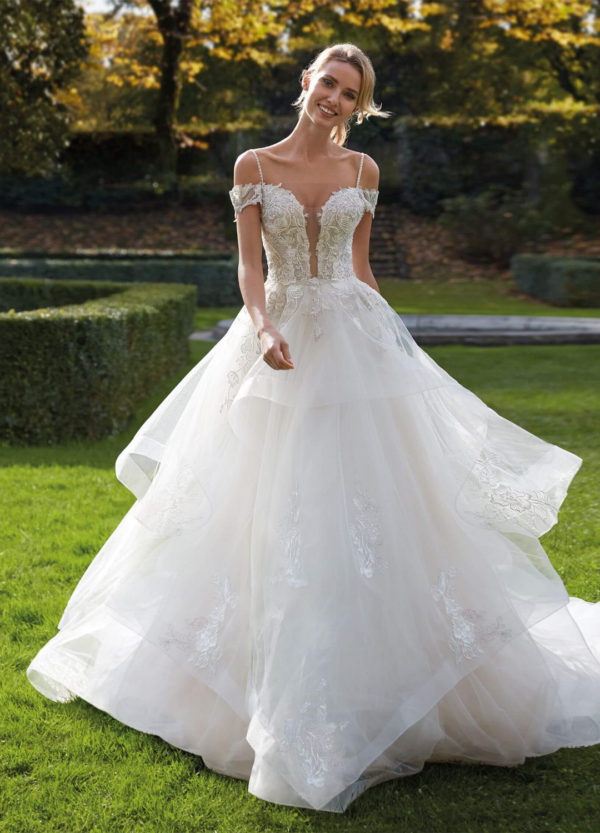 Boss Hochzeithaus Winsen Luhe Brautkleider Bremen Hamburg Lüneburg Nicole Milano NI12161 Niedersachsen (2)