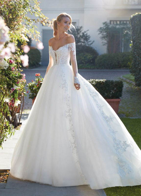 Boss Hochzeithaus Winsen Luhe Brautkleider Bremen Hamburg Lüneburg Nicole Milano NI12164 Niedersachsen (1)