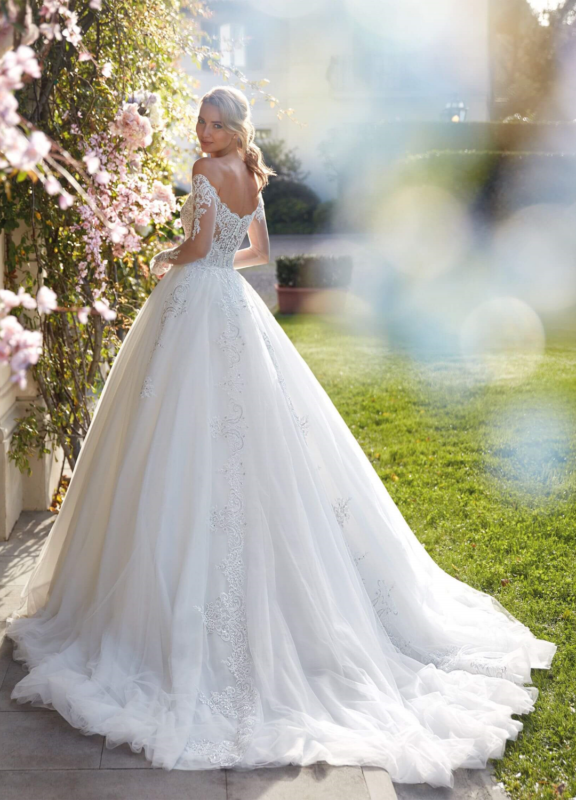 Boss Hochzeithaus Winsen Luhe Brautkleider Bremen Hamburg Lüneburg Nicole Milano NI12164 Niedersachsen (2)