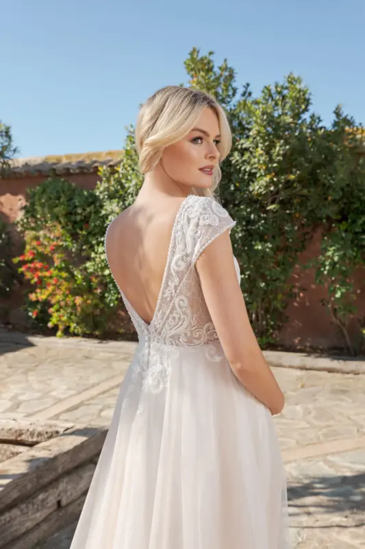 Bosshochzeitshaus Winsen Brautmode Bremen Hamburg Lüneburg Maschen Stade Buxtehude Stelle Niedersachsen Duett DTS503 Umstandsbrautkleid (1)