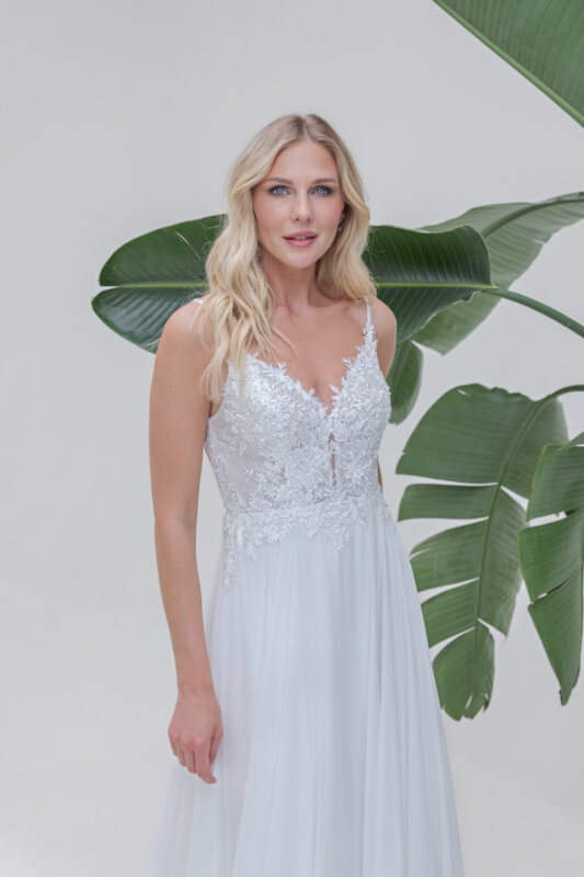 Bosshochzeitshaus WinsenLuhe Brautkleid Standesamtkleid Chiffon modern Hamburg Winsen Bremen Lüneburg (2)