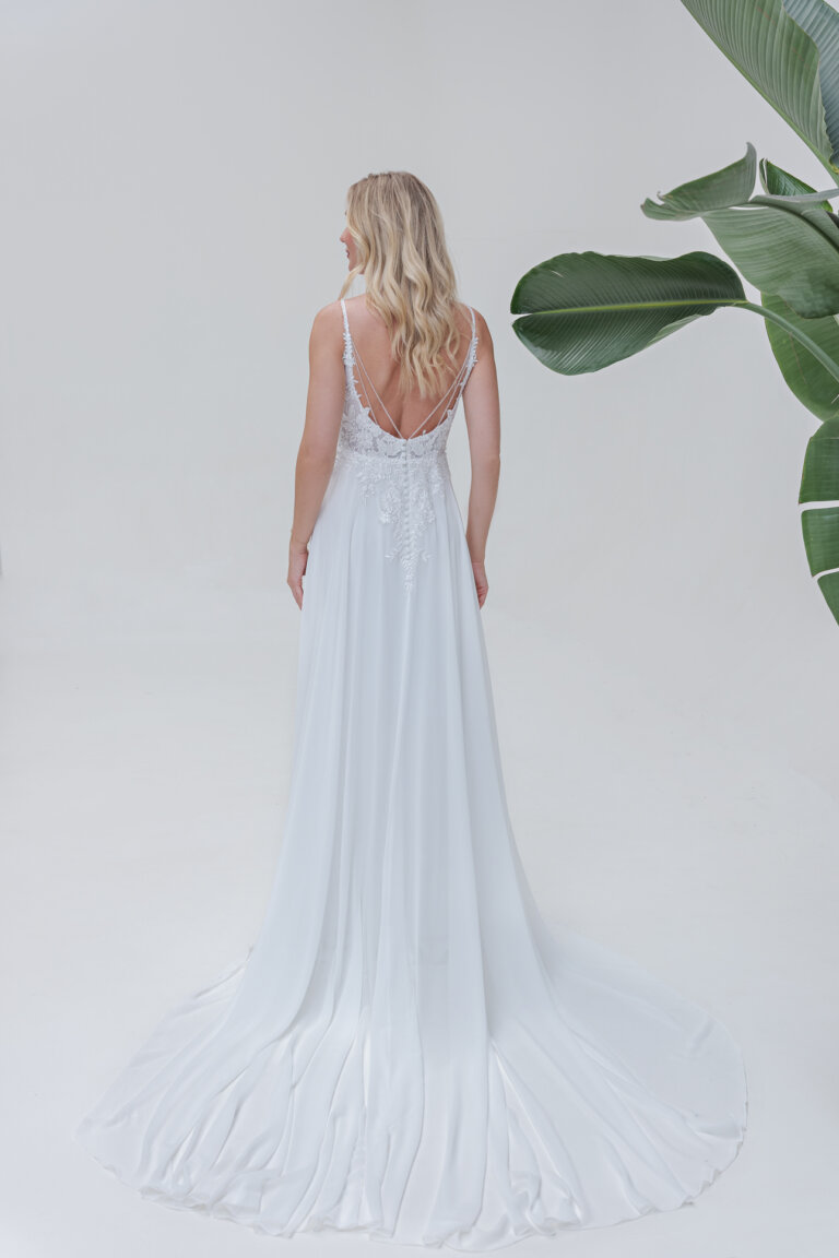 Bosshochzeitshaus WinsenLuhe Brautkleid Standesamtkleid Chiffon modern Hamburg Winsen Bremen Lüneburg (3)