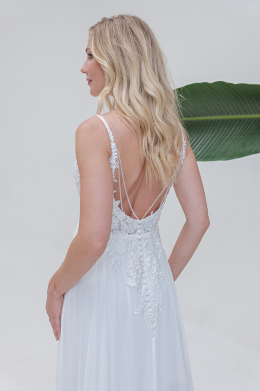 Bosshochzeitshaus WinsenLuhe Brautkleid Standesamtkleid Chiffon modern Hamburg Winsen Bremen Lüneburg (4)