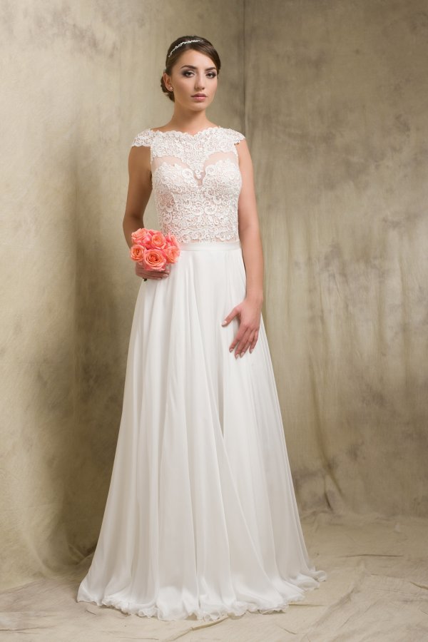 Brautbody aus Spitze Style#24084