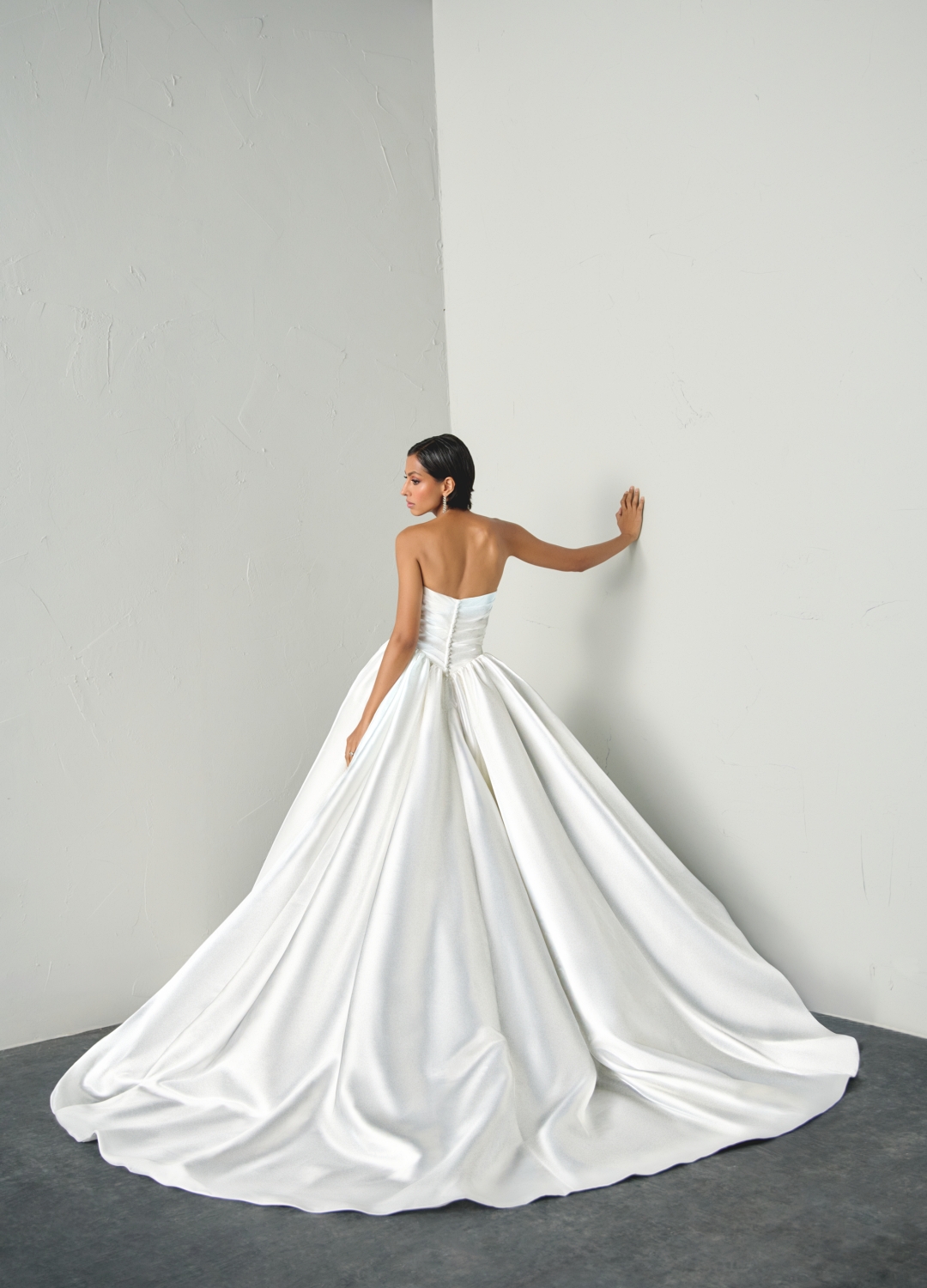 Brautkleider Boss Hochzeitshaus moderne exklusive Brautkleider in Hamburg Stade Lüneburg Harburg Buxtehude Justin Alexander 99398 (11)