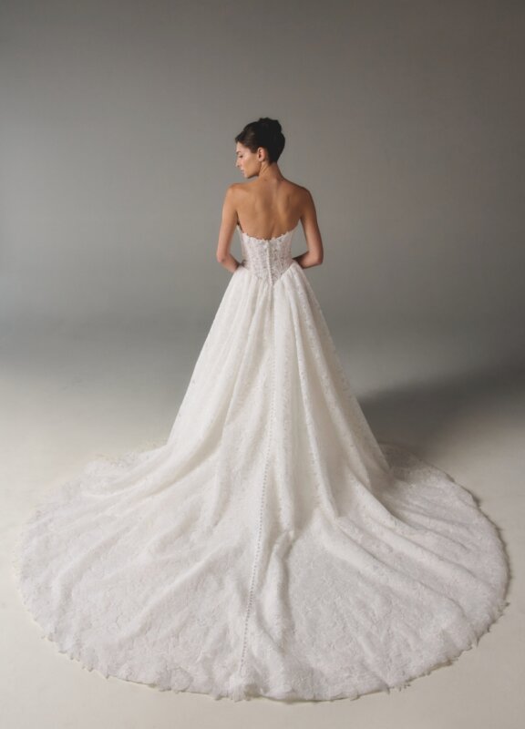 Brautkleider Boss Hochzeitshaus moderne exklusive Brautkleider in Hamburg Stade Lüneburg Harburg Buxtehude Justin Alexander Poeza Lunaria (1)