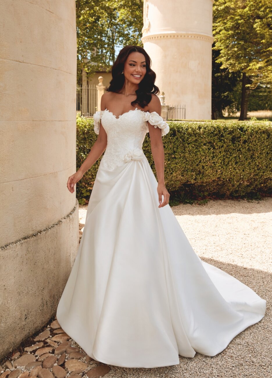Brautkleider Boss Hochzeitshaus moderne günstige Brautkleider in Hamburg Stade Lüneburg Harburg Buxtehude Justin Alexander Sincerity 44570 (5)