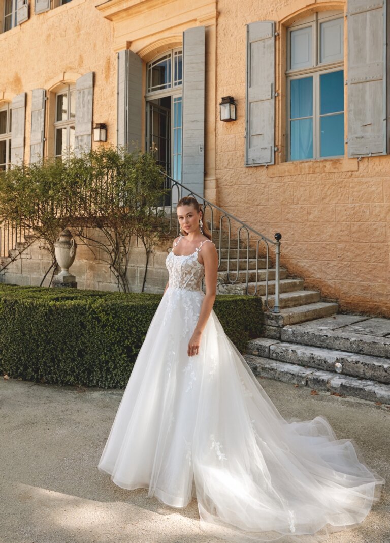 Brautkleider Boss Hochzeitshaus moderne günstige Brautkleider in Hamburg Stade Lüneburg Harburg Buxtehude Justin Alexander Sincerity 44573 (7)