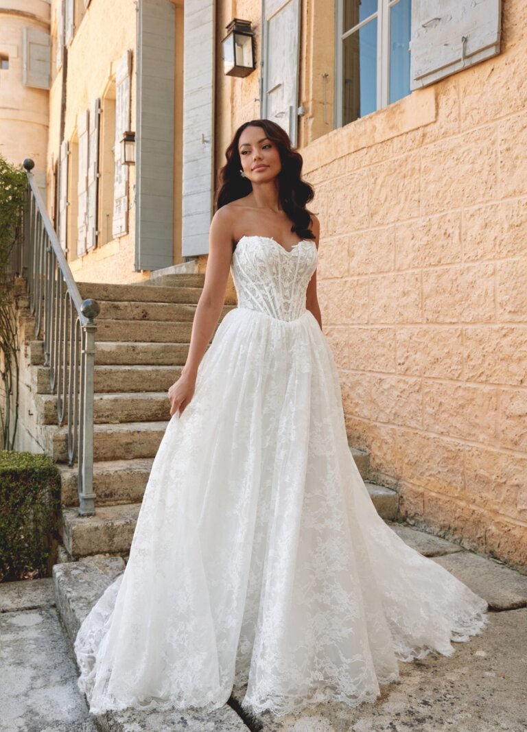 Brautkleider Boss Hochzeitshaus moderne günstige Brautkleider in Hamburg Stade Lüneburg Harburg Buxtehude Justin Alexander Sincerity 44575 (5)