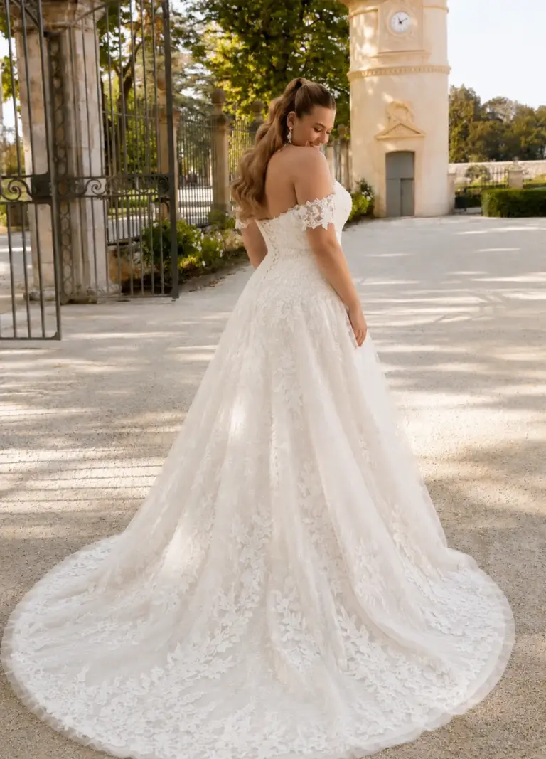 Brautkleider Boss Hochzeitshaus moderne günstige Brautkleider in Hamburg Stade Lüneburg Harburg Buxtehude Justin Alexander Sincerity 44587 (2)