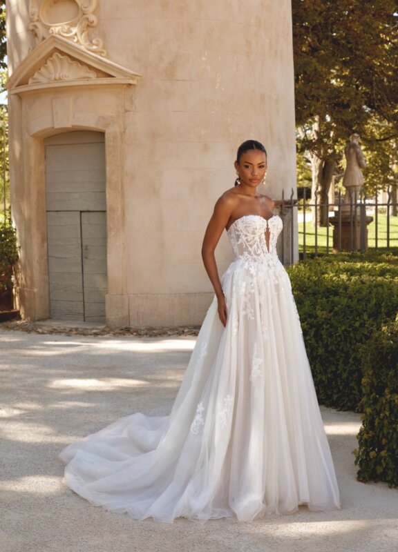 Brautkleider Boss Hochzeitshaus moderne günstige Brautkleider in Hamburg Stade Lüneburg Harburg Buxtehude Justin Alexander Sincerity 44593 (6)