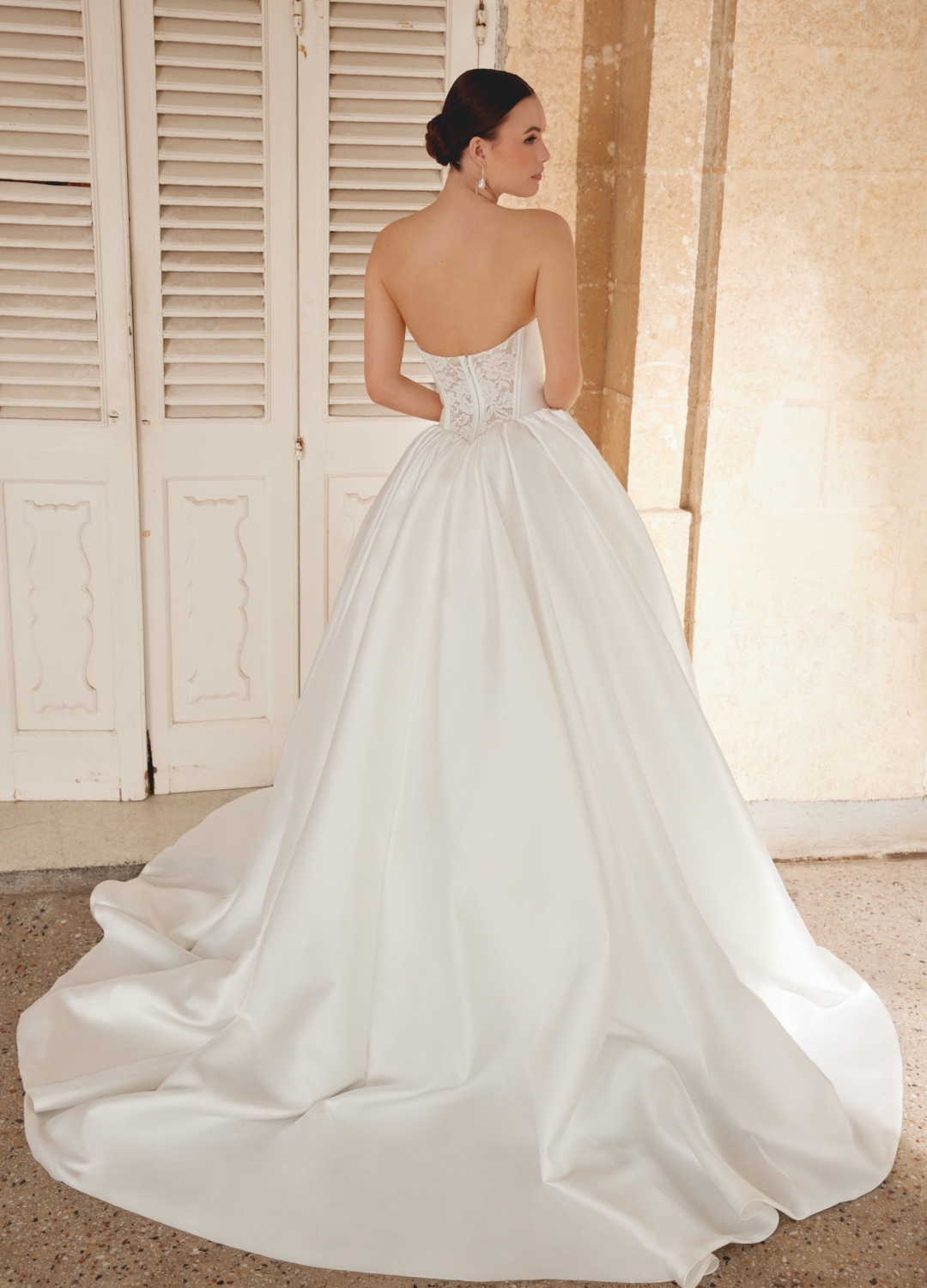 Brautkleider Boss Hochzeitshaus moderne günstige Brautkleider in Hamburg Stade Lüneburg Harburg Buxtehude Justin Alexander Sincerity 44610 (10)