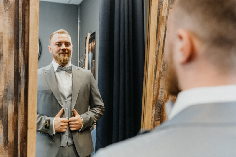 Herrenanzüge Hamburg moderne Anzüge Bremen Hannover bei Boss Hochzeitshaus (20)