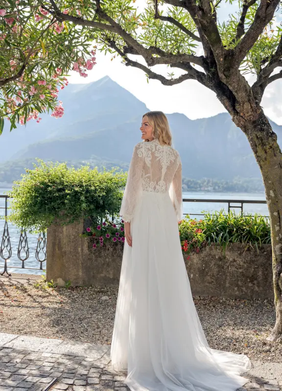 Hochgeschlossene BRautkleider mit langen Ärmeln in Winsen Luhe bei Lüneburg (3)