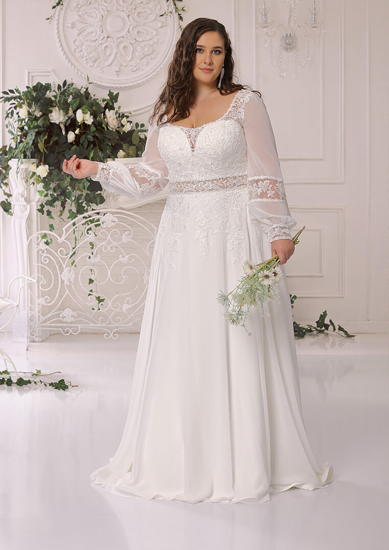 Ladybird LS422050-D(1), transparenz am Bauch, romantisches Brautkleid, Brautkleid mit langem Arm, Curvy Brautkleid, florale Spitze, besonderes Brautkleid, fließendes Brautkleid, Brautkleid mit Arm, Tattooeffekt, Zweiteiler Optik, Herzcorsage, Corsage mit Herzausschnitt, umspieler Ausschnitt,