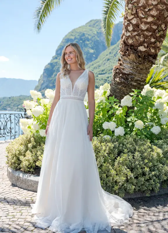 Romantische Vintage Aline Günstige BRautkleider in Hamburg in Winsen Luhe (1)