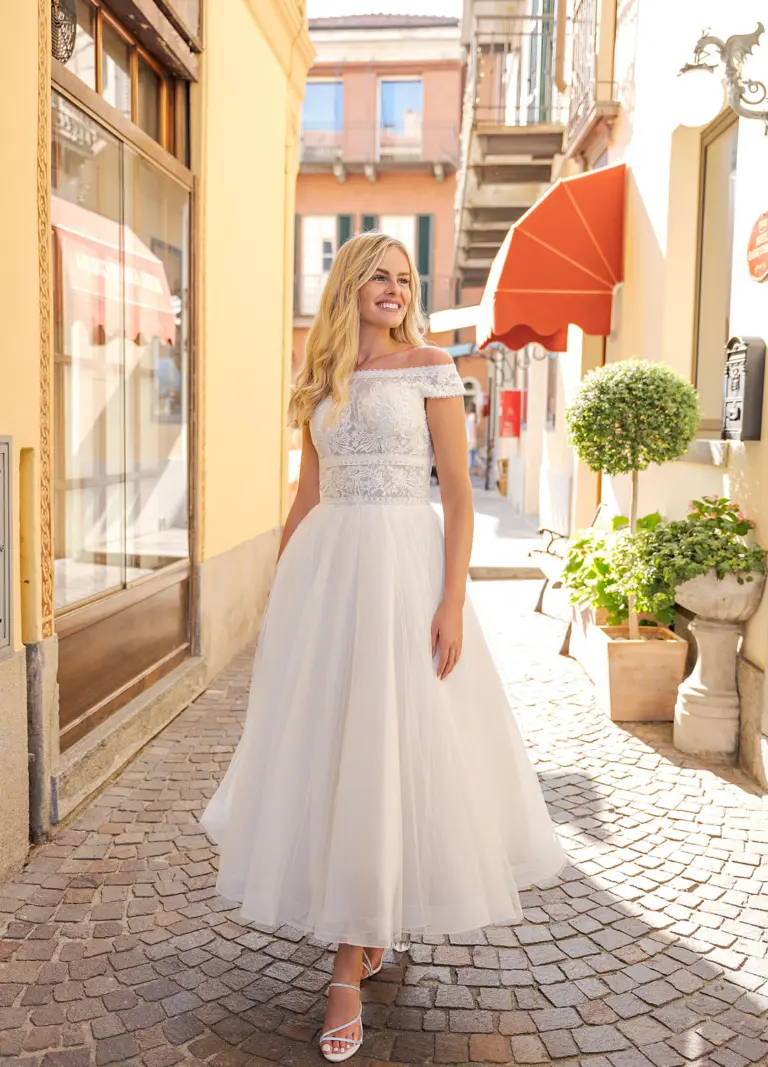 Standesamtkleider in Hamburg bei Winsen Luhe Günstige Brautkleider (1)