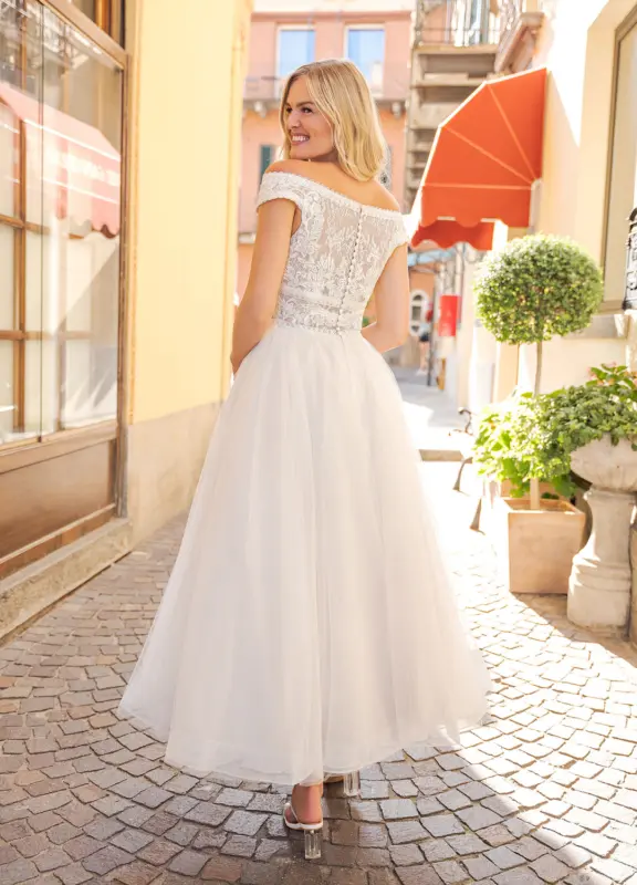 Standesamtkleider in Hamburg bei Winsen Luhe Günstige Brautkleider (3)